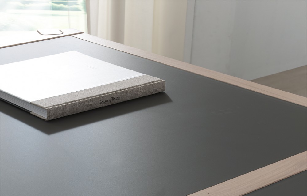 Table rect. détail verre taupe (1)